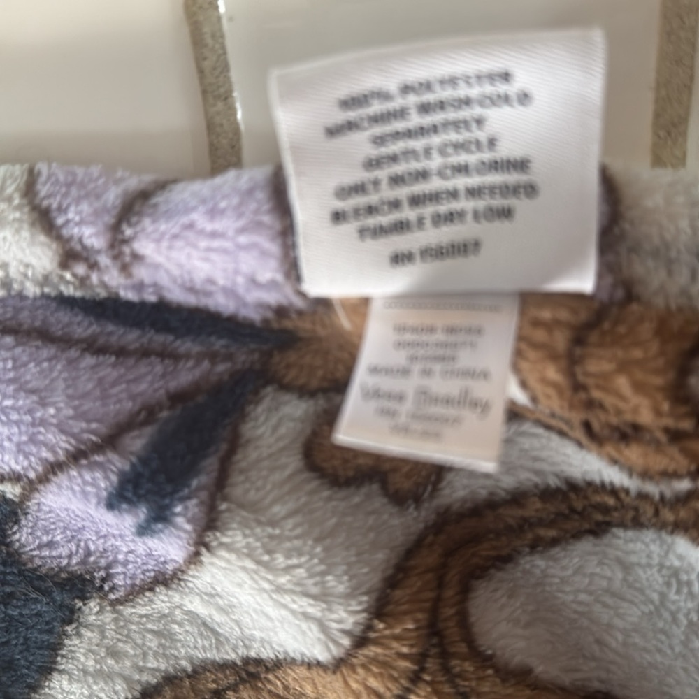 Vera Bradley Aloha Blooms Throw Blanket - Picture 7 of 8